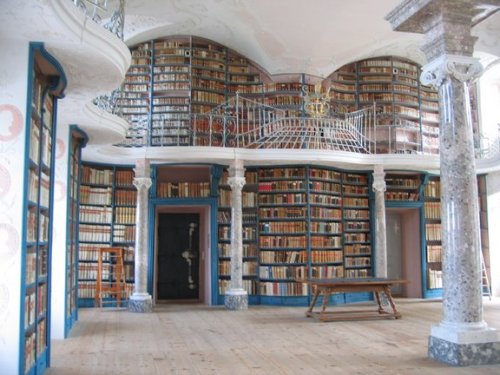 Photos de ma future bibliothèque en rêve :) Dream-library